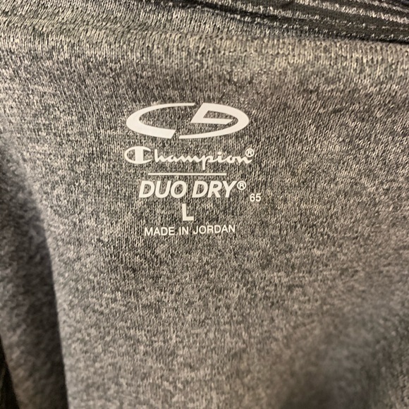 Champion Maternity Workout Top - Picture 3 of 3